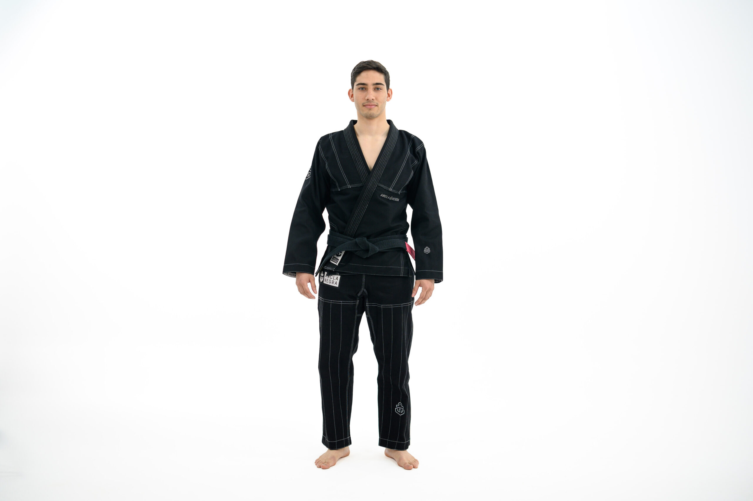 THE CLASSIC BLACK