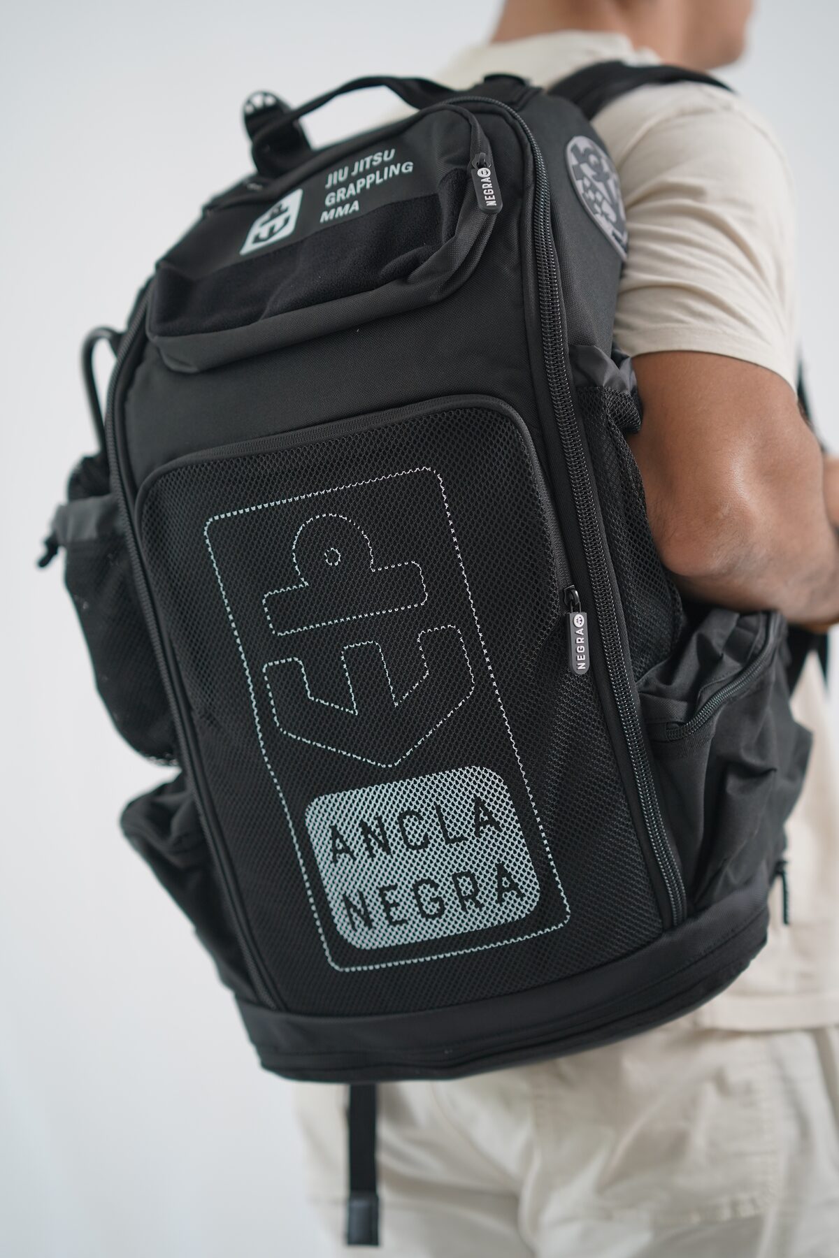 MOCHILA ANCLA NEGRA XXL – 35 LITROS